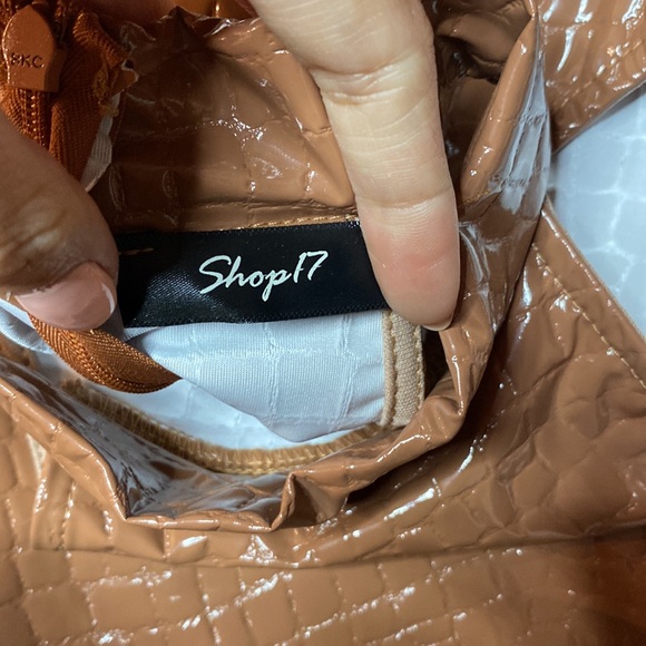 ShopIt Faux Snakeskin Midi Sz Large - Picture 6 of 7